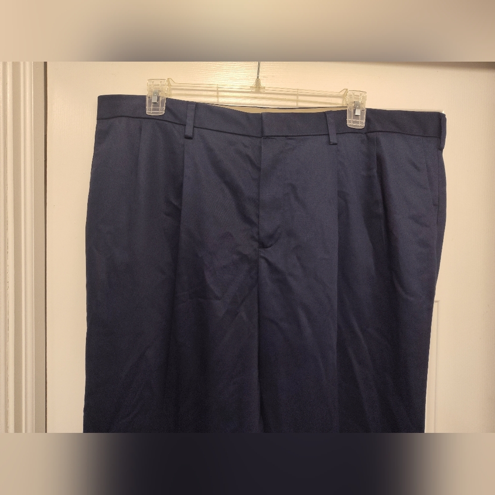 Docker's Classic Navy Blue Pants - Picture 2 of 9